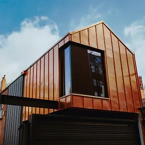 Apartment 3-story Townhouse - Sleeps 8, Leeds (West Yorkshire)